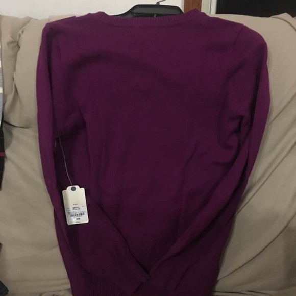 St. John's Bay Sweater NWT - Picture 4 of 4